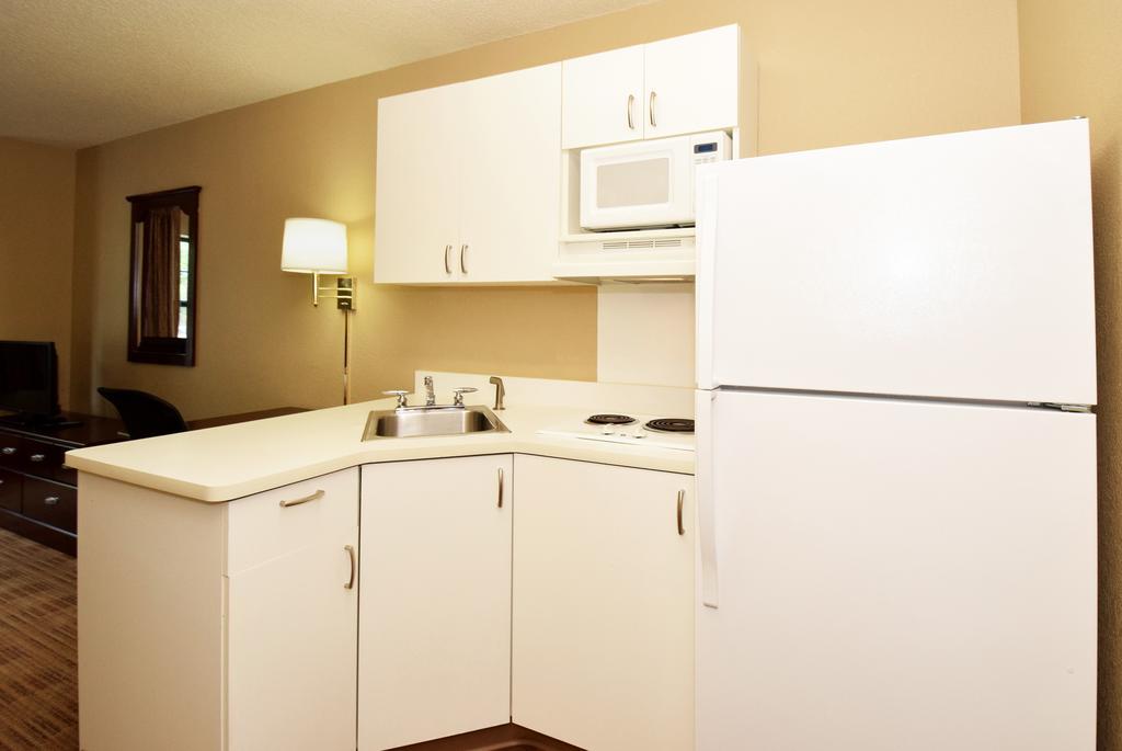 Extended Stay America Suites - Los Angeles - Ontario Airport Guasti Zewnętrze zdjęcie
